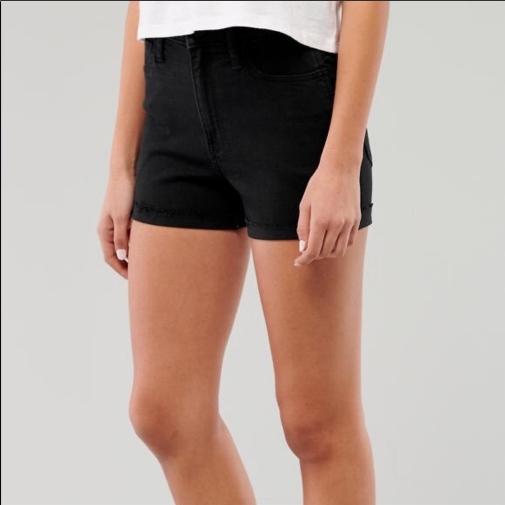 Hollister high waisted black shorts - Picture 7 of 7